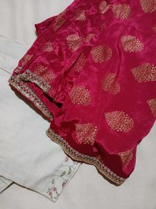 price drop🩷Anouk women Embroided Kur