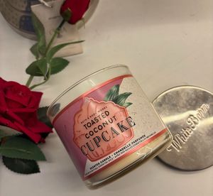 Bath & Body Works Toasted Coconut Cupcake Candle