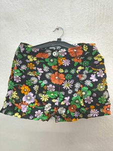 Retro Floral Print Shorts
