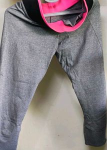 Women's Grey Capri Leggings