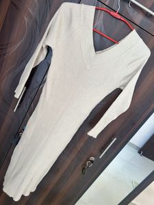 Ribbed V-Neck Midi Dress