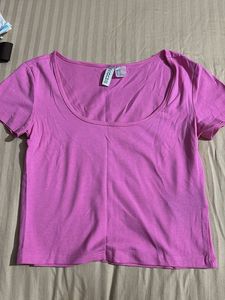 H&M Pink Cropped T-Shirt