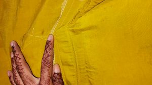 🌼Mustard Yellow Embroidered Kurta Set🌼