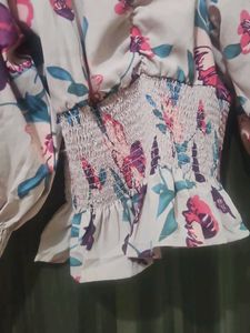 Floral Smocked Puff Sleeve Top