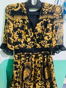 Elegant Black &amp; Gold Printed Maxi Dress