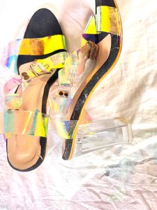 Iridescent Strap Sandals..(it SSS)