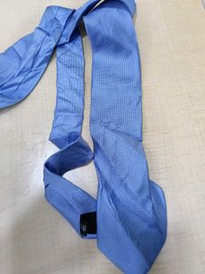 Michael Kors Tie.