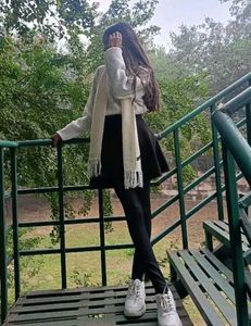 Stylish Black Skirt Outfit