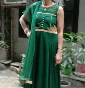 Stunning Green Churidaar Kurta with net dupatta