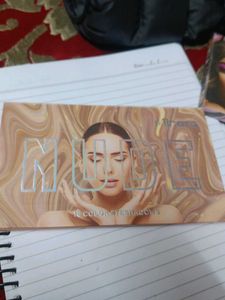 Minara Nude Eyeshadow Palette