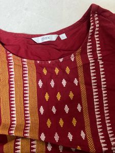 Maroon Ethnic Kurta with Intricate Weave