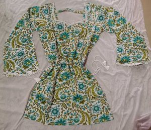 Floral Print kurti with lec pattern