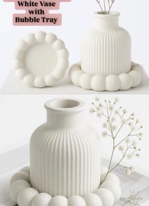 White Ribbed Vase with Bubble Tray