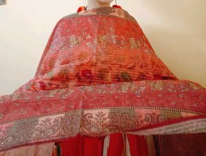 Elegant Floral dupatta with sequins