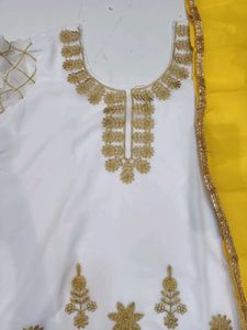 Beautiful White &amp; Yellow Kurta Set