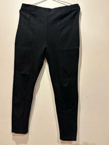 Classic Black Slim Fit Jeggings