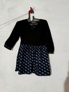 Stylish Black & Blue Geometric Dress