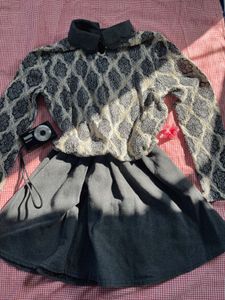Vintage Knit dress with Scalloped Collar
