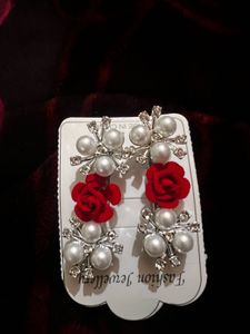 Pearl &amp; Rose Fashion Earrings