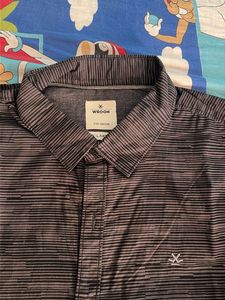 Men's Striped Short Sleeve Button-Up Shirt
