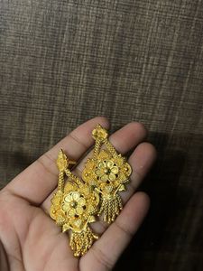 Gold Toned Floral Jhumka Earrings