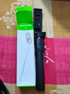 Portable Extendable Selfie Stick