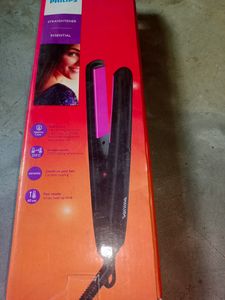 Philips Hair Straightener With Ceramic Coating