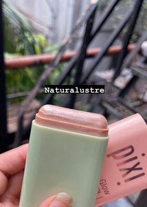 Pixi On-The-Glow Moisture Stick