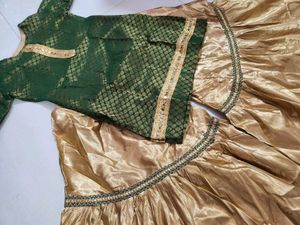 Elegant Green Kurta with Golden Gharara