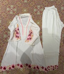 size L  White co ord  Set with Floral Embroidery
