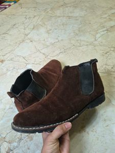 Brown Velvet Chelsea Boots 🔥