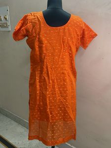 woman kurta