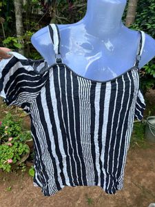 Chic Striped Cold Shoulder Top