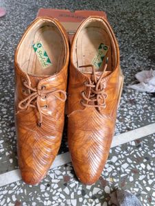 Men's Brown Leather Formal Shoes(once used)