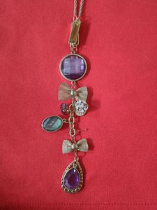 2 Pendants