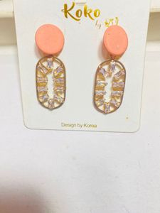 Chic Oval Crystal Dangle Earrings