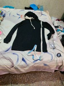 Stylish Black Hoodie Tunic for Women