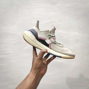 Adidas Ultraboost Sneakers