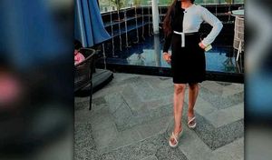 Chic Bicolor Bodycon Dress