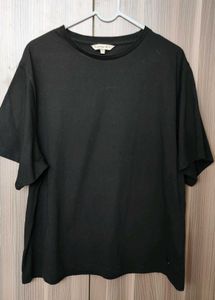 Classic Black Oversized T-Shirt 3