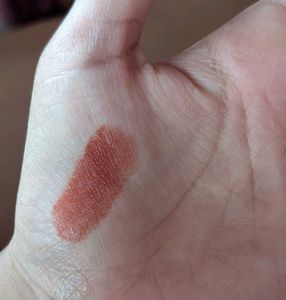 Lakme Lipstick - Caramel latte Shade