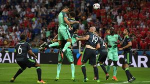 CR7 Portugal 2016 rare football jersey in india