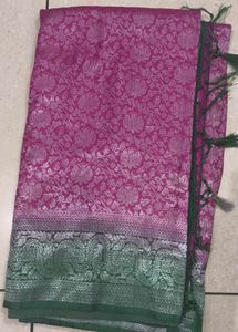 Elegant Silk Saree with Intricate Weave