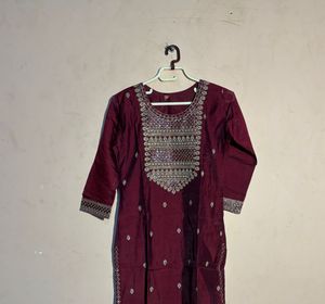 Elegant Maroon Kurta with Embroidery