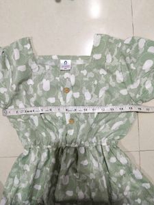 Green Floral Print Tiered Midi Dress
