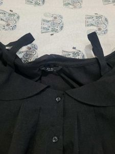 Chic Off-Shoulder Black Top