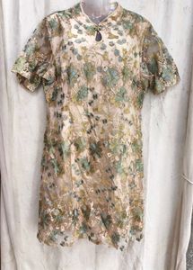 11238. Elegant Floral Embroidered Cheongsam Dress