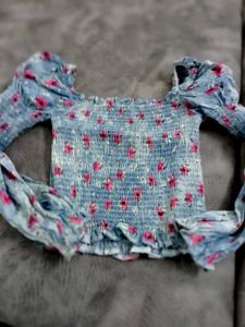 Smocked Floral Puff Sleeve Top