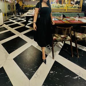 Savana Square Neck Midi Dress