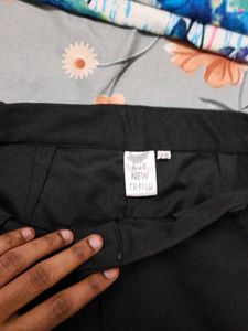 Women Black Cargo Pants